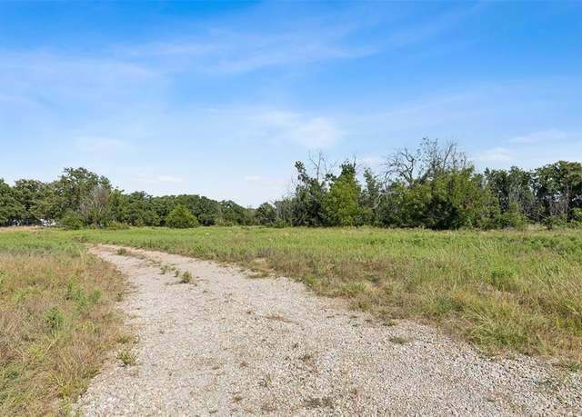 Property at TBD Sanger Dr, Springtown, TX 76082, 2 beds, 1 bath
