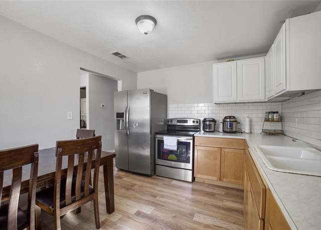 Property at 1112 E Ramsey Ave, Fort Worth, TX 76104, 2 beds, 1 bath