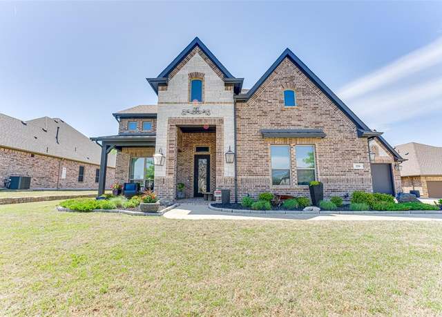 Property at 326 Prairie View Rd, Rockwall, TX 75087, 3 beds, 3.5 baths