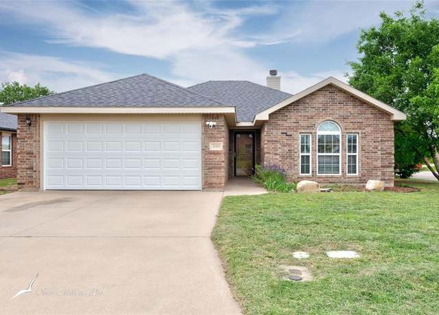 Property at 390 Sugarberry Ave, Abilene, TX 79602, 3 beds, 2 baths