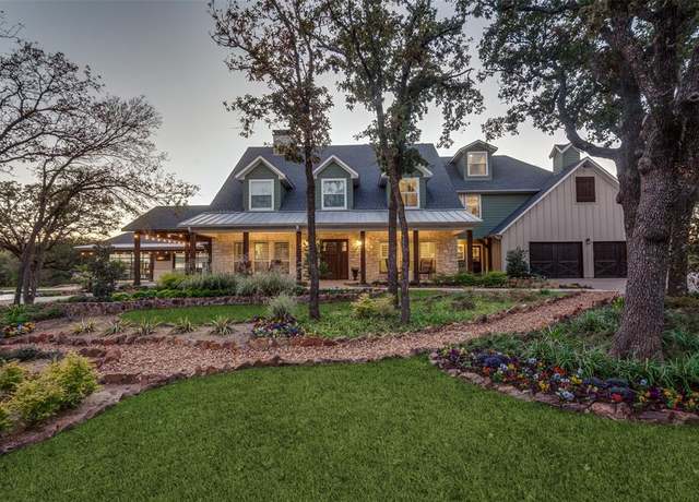 Property at 1042 Cardinal Dr, Bartonville, TX 76226, 4 beds, 4 baths