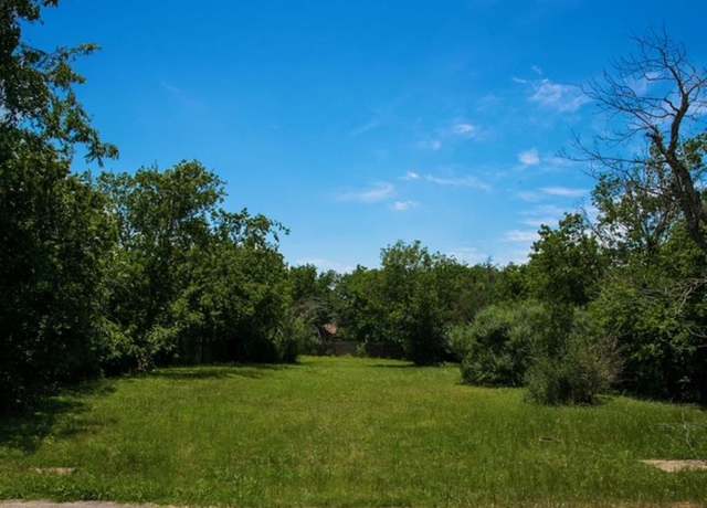 Property at 205 W Elm St, Alvarado, TX 76009