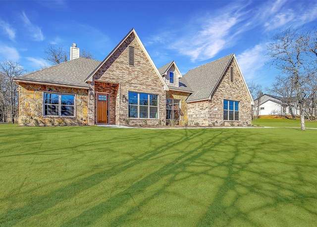Property at 4020 Conejo Ct, Poolville, TX 76487, 3 beds, 2.5 baths