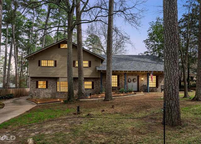 Property at 6439 Creswell Ave, Shreveport, LA 71106, 5 beds, 4.5 baths
