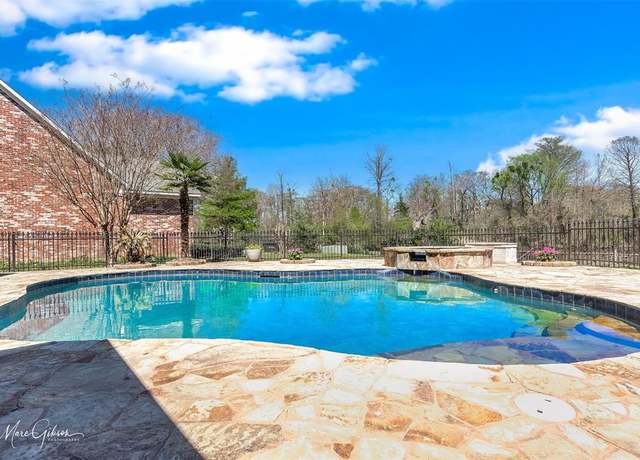 Property at 554 Hunters Run, Bossier City, LA 71111, 4 beds, 4 baths