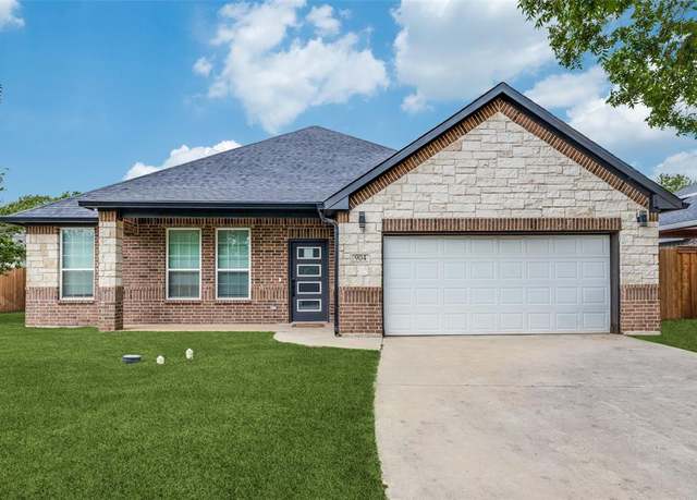 Property at 904 Marcellus Ct, Arlington, TX 76011, 3 beds, 2 baths