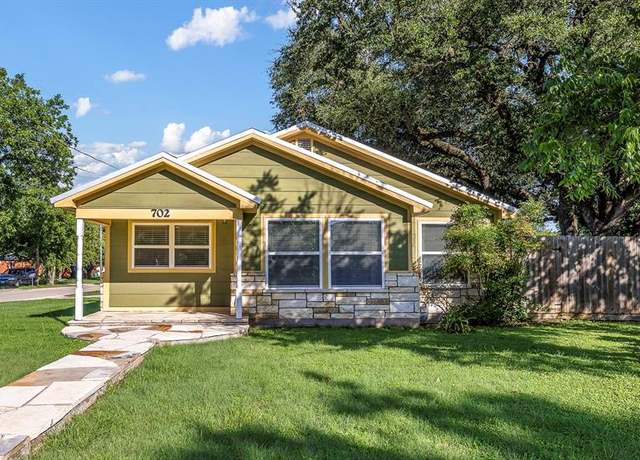 Property at 702 N Park St, Dublin, TX 76446, 2 beds, 1 bath