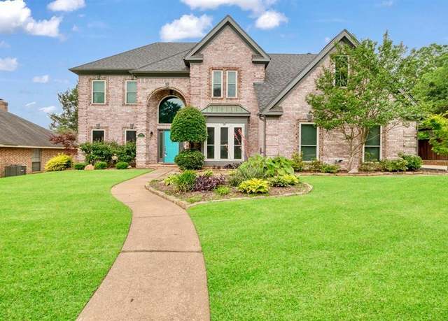 Property at 635 Cedar Crk, Reno, TX 75462, 5 beds, 3 baths