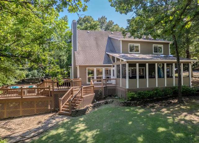 Property at 233 E El Dorado Dr, Scroggins, TX 75480, 4 beds, 2.5 baths