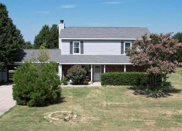Property at 1766 Boss Range Rd, Justin, TX 76247, 5 beds, 3 baths