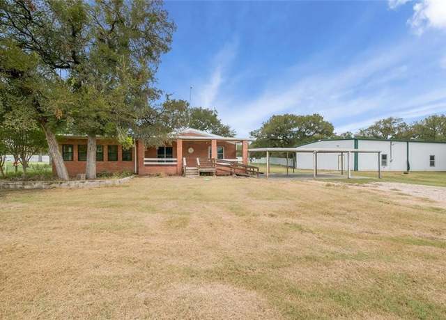 Property at 621 Starlight Dr, Waco, TX 76705, 4 beds, 2 baths