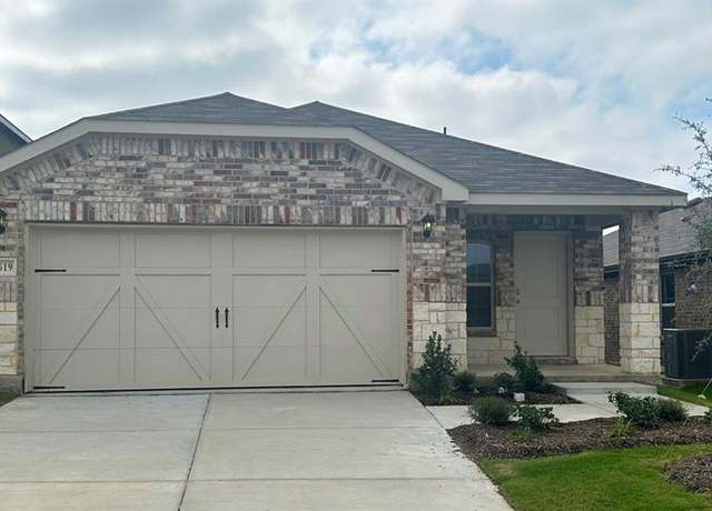 Property at 1619 Garmon St, Crandall, TX 75114, 3 beds, 2 baths