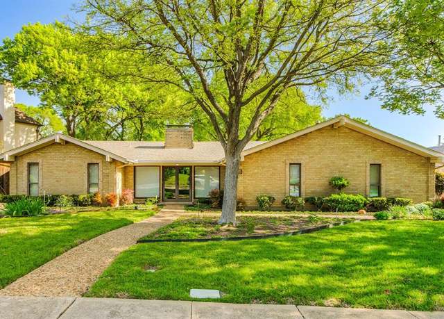 Property at 5 Forest Park Dr, Richardson, TX 75080, 4 beds, 2.5 baths