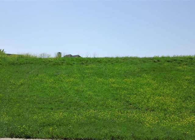 Property at 812 Sir Galahad Ln, Lewisville, TX 75056