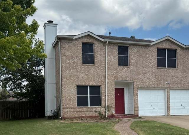 Property at 1912 Berkeley Dr, Glenn Heights, TX 75154, 4 beds, 2.5 baths