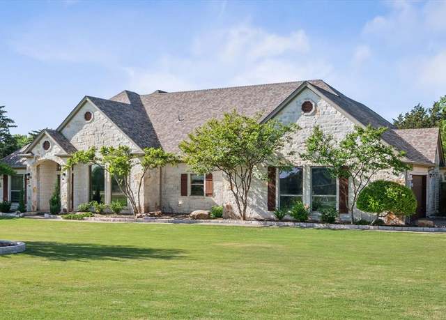 Property at 3640 Baylor Blvd, Midlothian, TX 76065, 4 beds, 2.5 baths