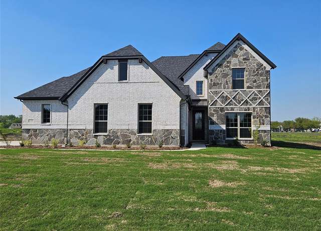 Property at 320 Magnolia Ct, Trenton, TX 75490, 5 beds, 4 baths