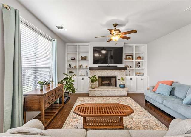 Property at 485 Hunters Ridge Dr, Melissa, TX 75454, 3 beds, 2.5 baths