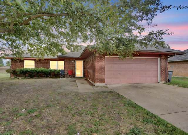 Property at 512 Bluebird Ln, Red Oak, TX 75154, 3 beds, 2 baths
