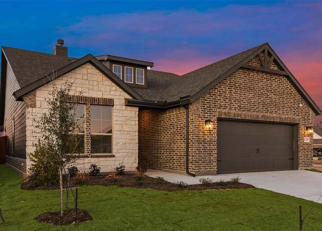 Property at 1245 Comal Ln, Springtown, TX 76082, 4 beds, 2 baths