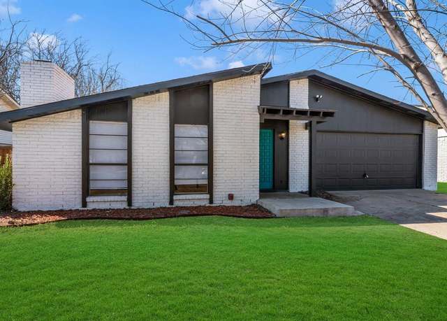 Property at 7313 Catbrier Ct, Fort Worth, TX 76137, 3 beds, 2 baths