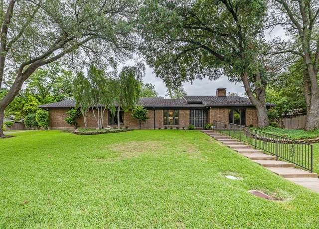 Property at 23 Crosslands Rd, Benbrook, TX 76132, 4 beds, 3.5 baths