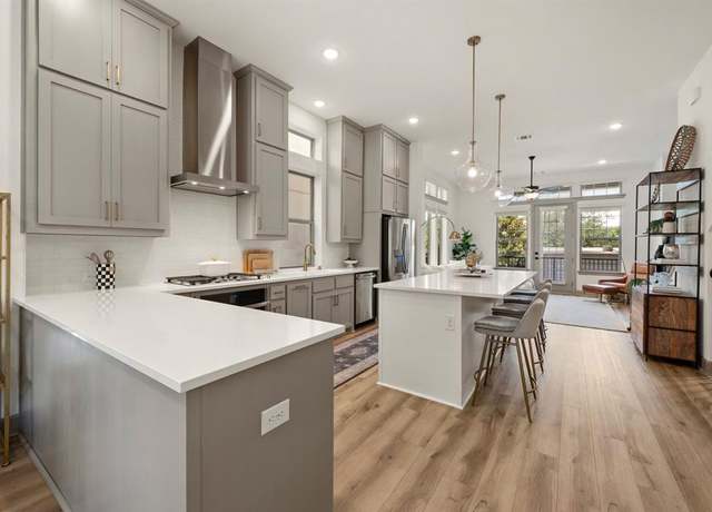 Property at 5320 Laurel Branch Dr, Dallas, TX 75209, 3 beds, 3.5 baths