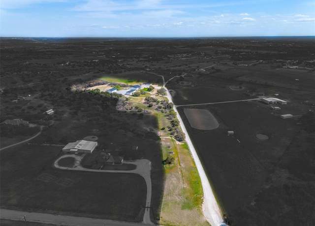 Property at 3930 Old Springtown Rd, Weatherford, TX 76085, 7 beds, 4 baths