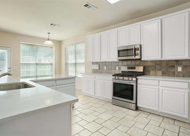 Property at 10028 Jessica St, Fort Worth, TX 76244, 5 beds, 2.5 baths