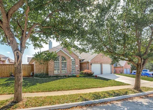 Property at 5424 Yellowstone Trl, Fort Worth, TX 76137, 4 beds, 2 baths