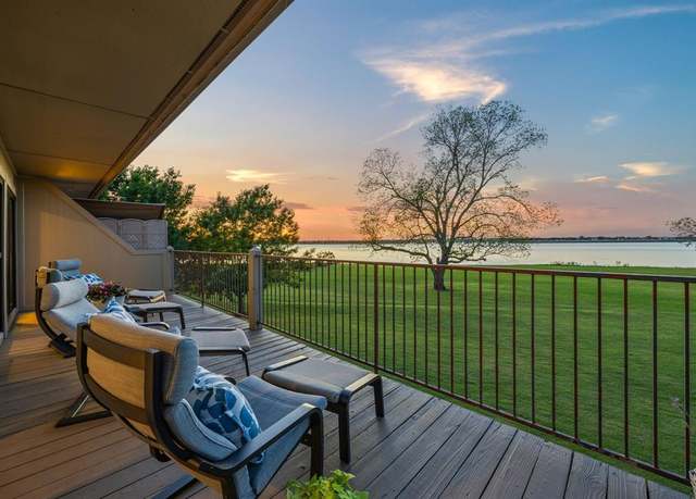 Property at 1952 Signal Ridge Pl, Rockwall, TX 75032, 2 beds, 2 baths