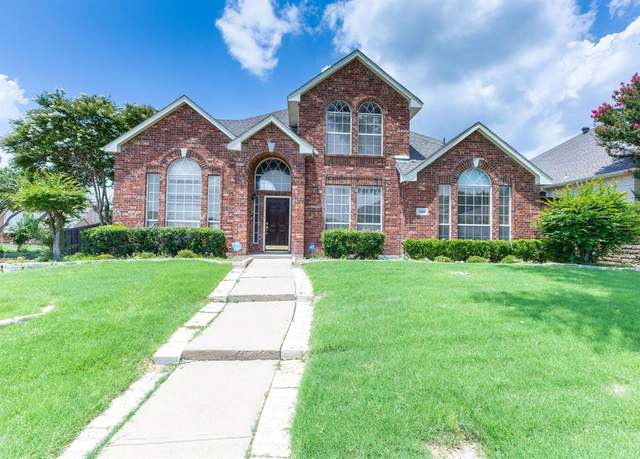 Property at 1464 Summerhill Dr, Carrollton, TX 75007, 4 beds, 2.5 baths