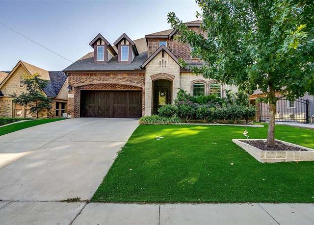 Property at 3605 W 5th St, Fort Worth, TX 76107, 5 beds, 5.5 baths