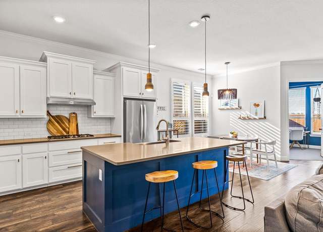 Property at 2914 Bold Ruler Rd, Celina, TX 75009, 4 beds, 3 baths