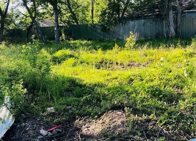 Property at 3016 Wellington St, Greenville, TX 75401