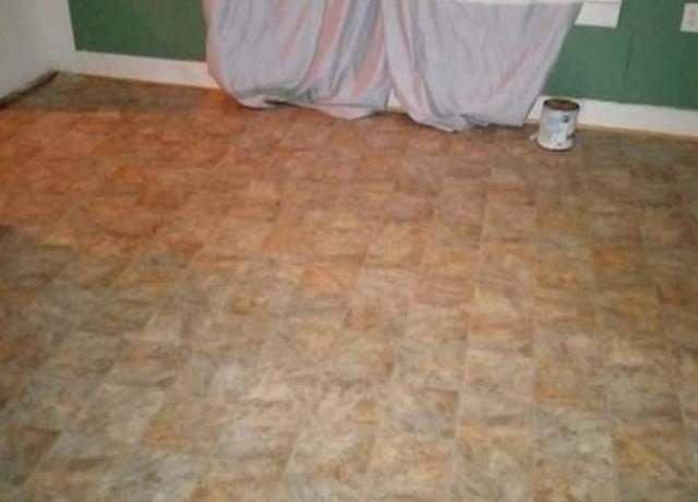Property at 200 E Herndon St, Shreveport, LA 71101, 4 beds, 1 bath