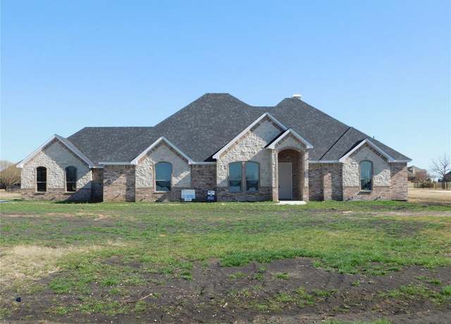 Property at 1166 Whirlaway, Terrell, TX 75160, 4 beds, 3 baths