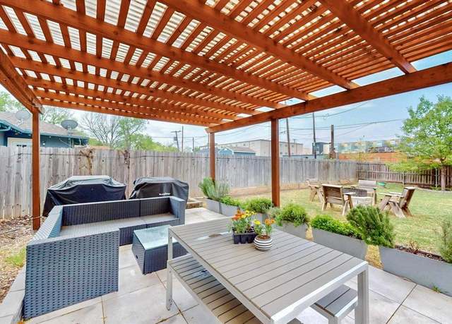 Property at 2723 Park Row Ave, Dallas, TX 75215, 3 beds, 2 baths