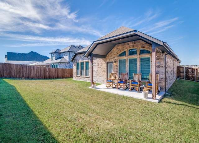 Property at 1523 Green Meadows Way, Wylie, TX 75098, 3 beds, 2 baths
