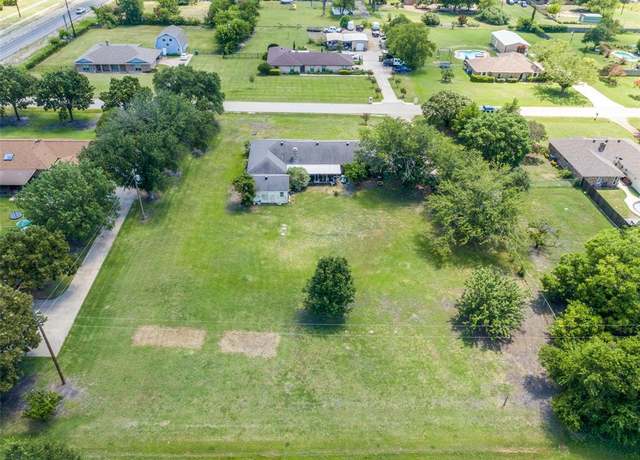 Property at 5609 Elisa Ln, Parker, TX 75002, 3 beds, 2 baths