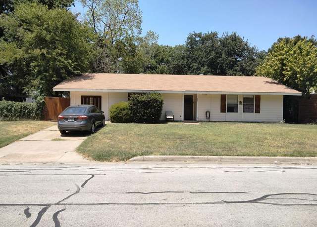 Property at 702 Faun Dr, Euless, TX 76040, 3 beds, 1 bath