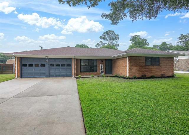 Property at 110 N Willow St, Mansfield, TX 76063, 3 beds, 2 baths