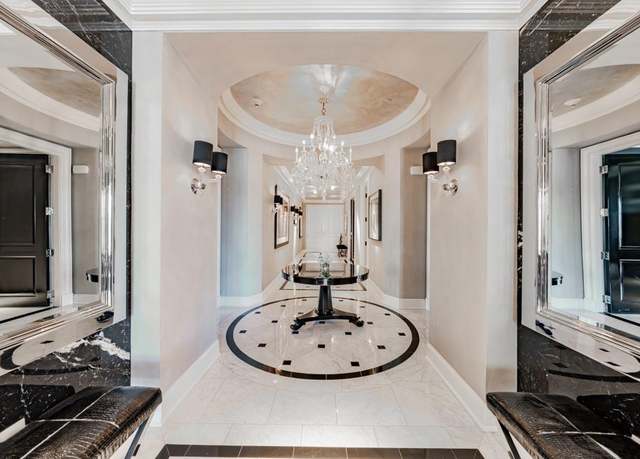 Property at 2525 N Pearl St #1704, Dallas, TX 75201, 2 beds, 2.5 baths