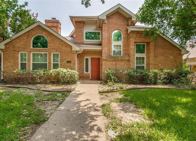 Property at 924 Mccoy Dr, Irving, TX 75062, 3 beds, 2.5 baths