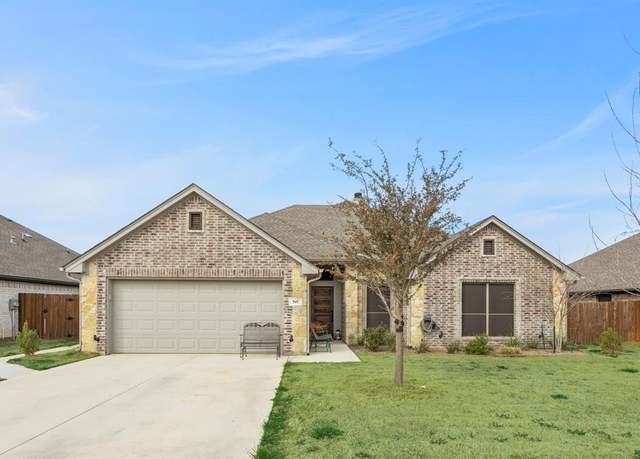 Property at 949 Avagail, Springtown, TX 76082, 3 beds, 2 baths