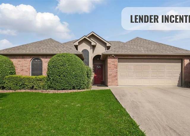 Property at 921 Calder St, Howe, TX 75459, 3 beds, 2 baths