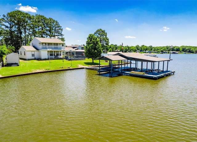 Property at 115 Dolly Dr, Mabank, TX 75156, 4 beds, 2 baths