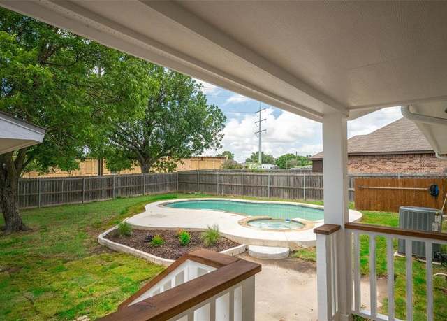 Property at 2513 First St, Caddo Mills, TX 75135, 3 beds, 2.5 baths