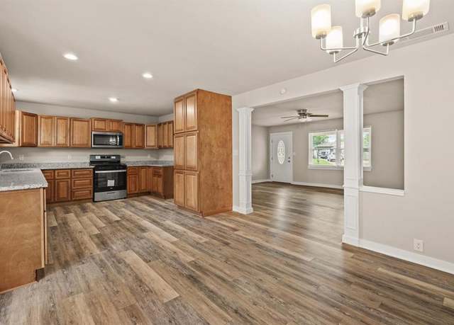 Property at 2513 First St, Caddo Mills, TX 75135, 3 beds, 2.5 baths