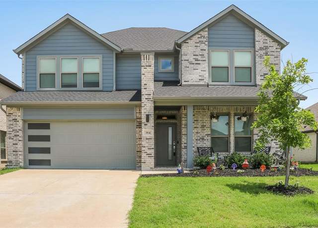 Property at 364 Boone Dr, Waxahachie, TX 75165, 5 beds, 3 baths